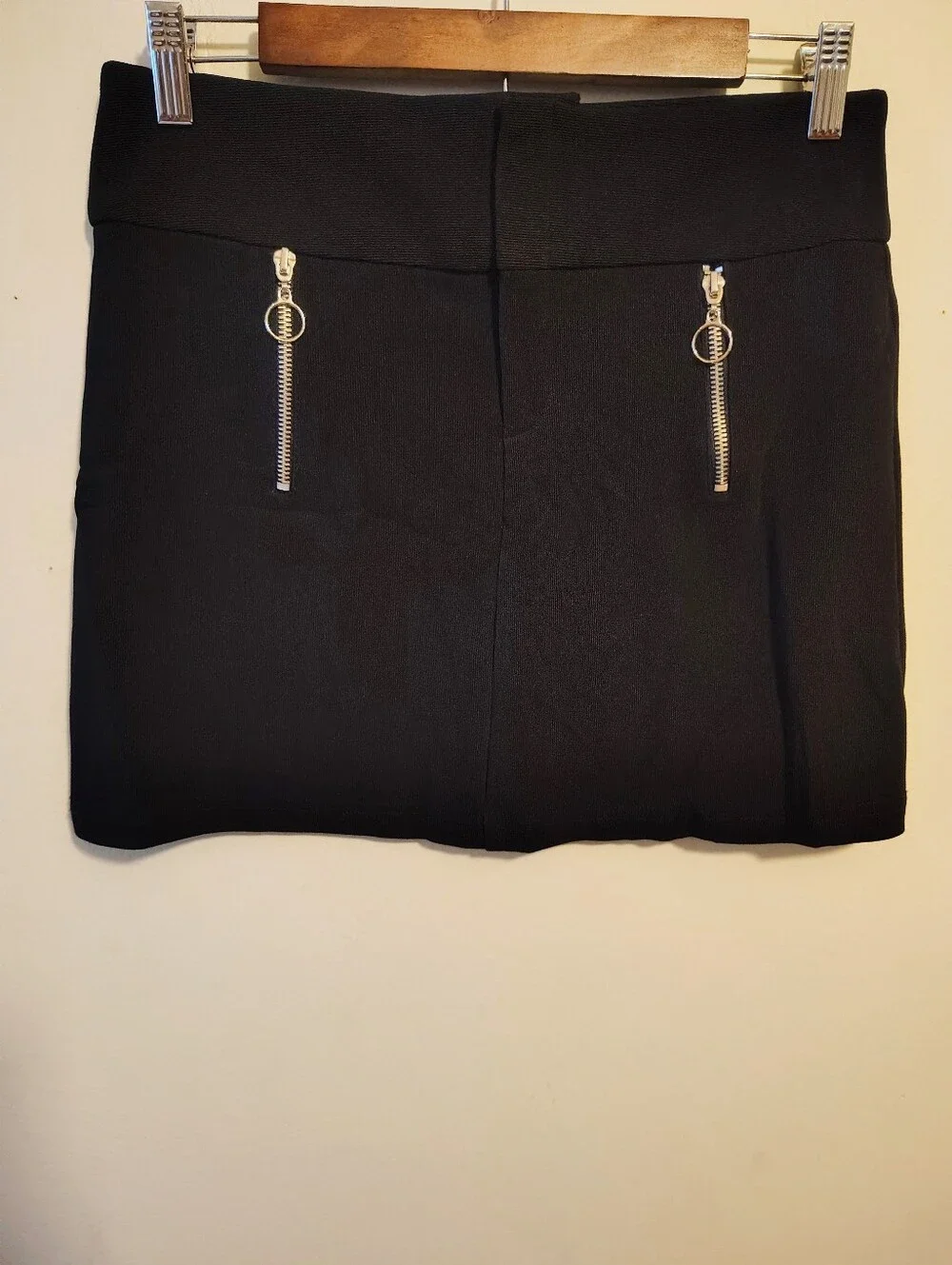 Vintage Y2K Black Micro Mini Skirt 7 Medium Zip Mall Goth Emo Rocker Rave Party